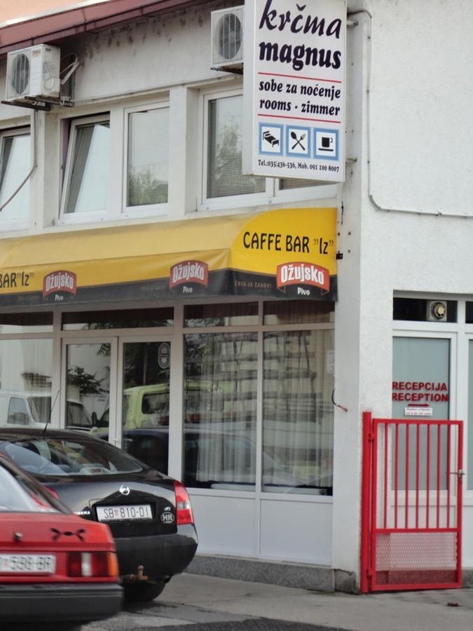 Prenociste "Magnus" Acomodação com café da manhã Slavonski Brod Exterior foto